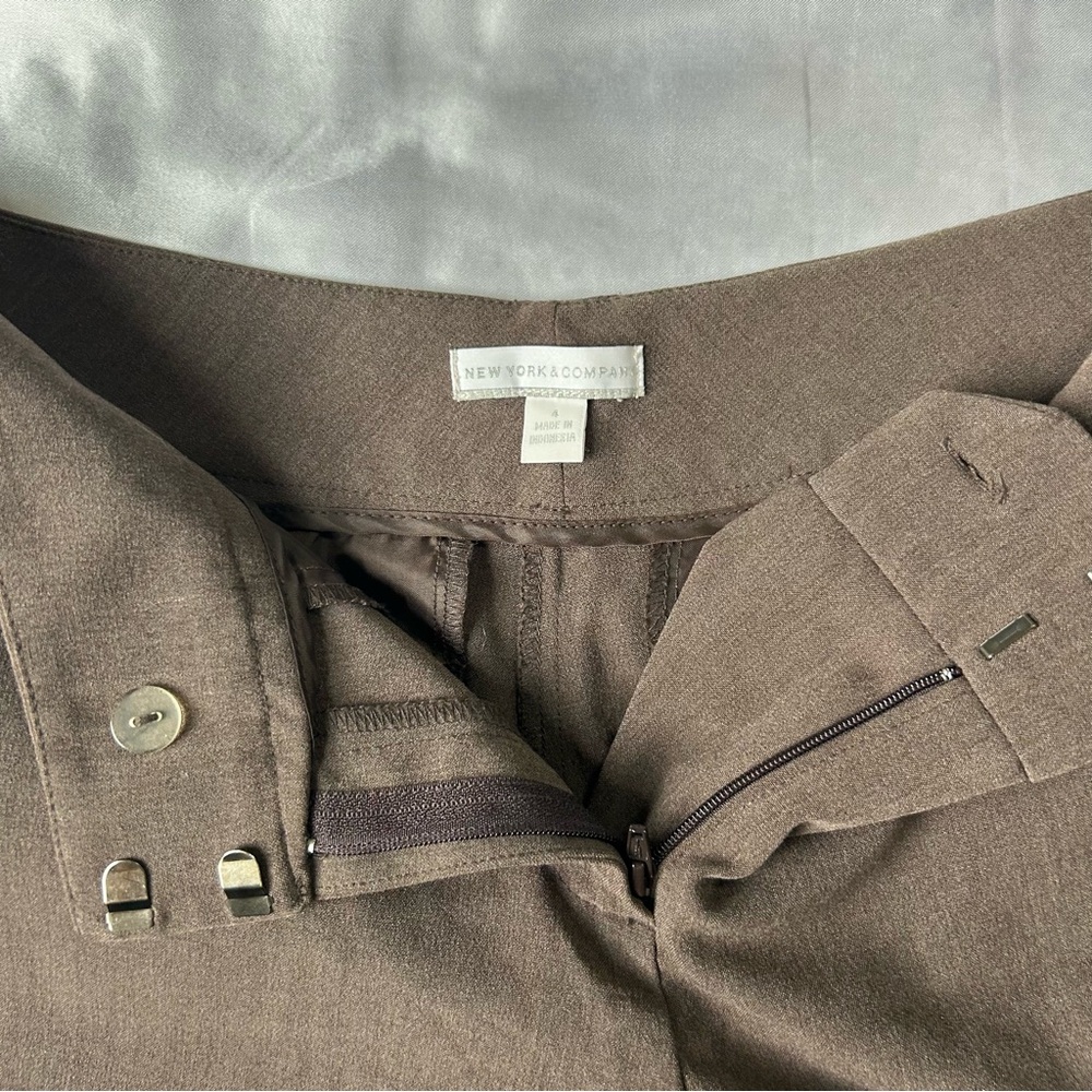 New York & Company Dress Pants - Picture 5 of 5